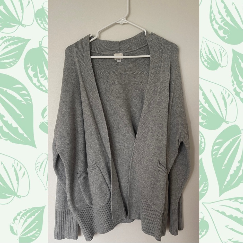 Women’s Gray Cardigan